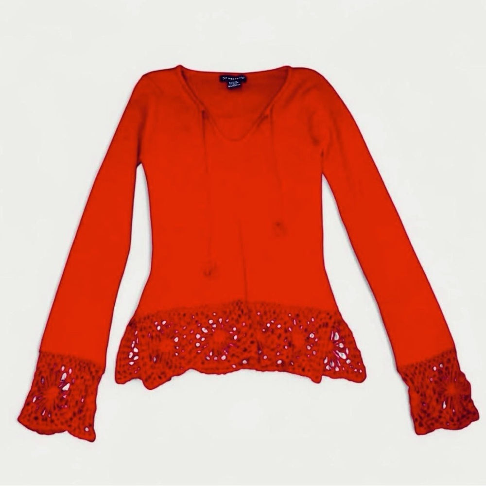 Elegant Red ribbed chrochet detailed Women's sweater